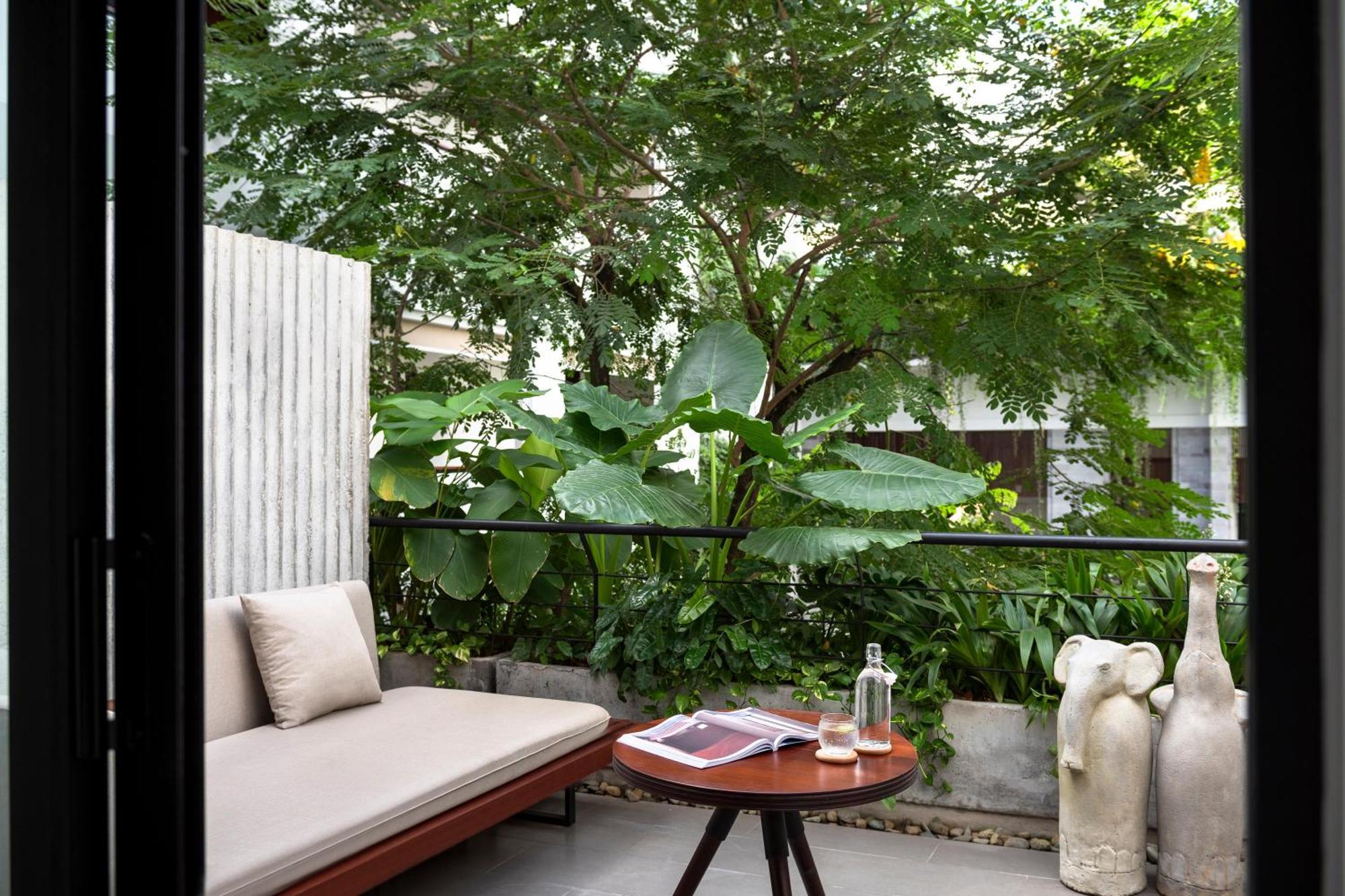 Treeline Urban Siem Reap
